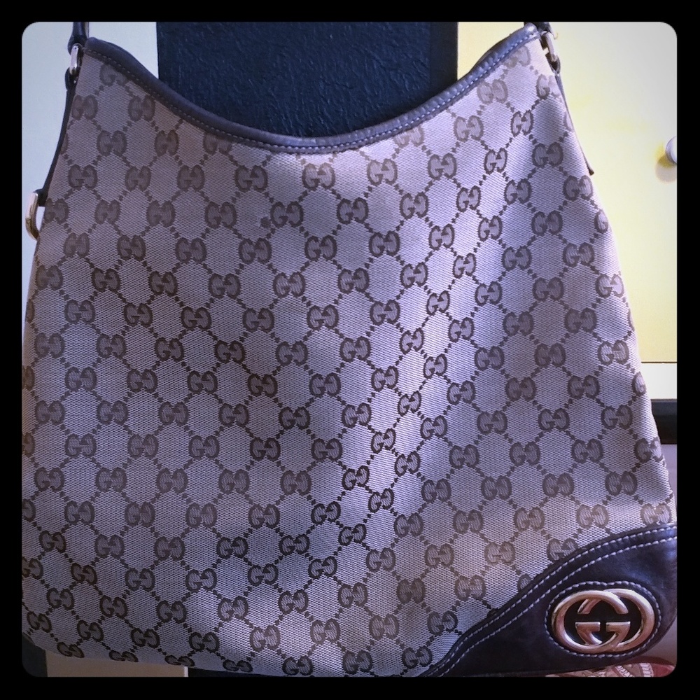 Authentic Gucci Purse